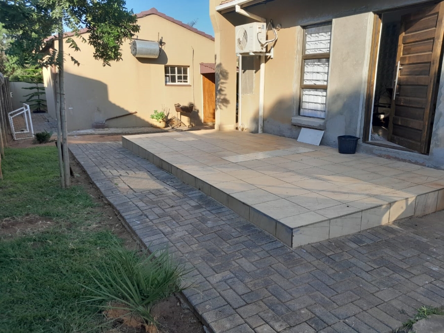 3 Bedroom Property for Sale in Geelhoutpark North West